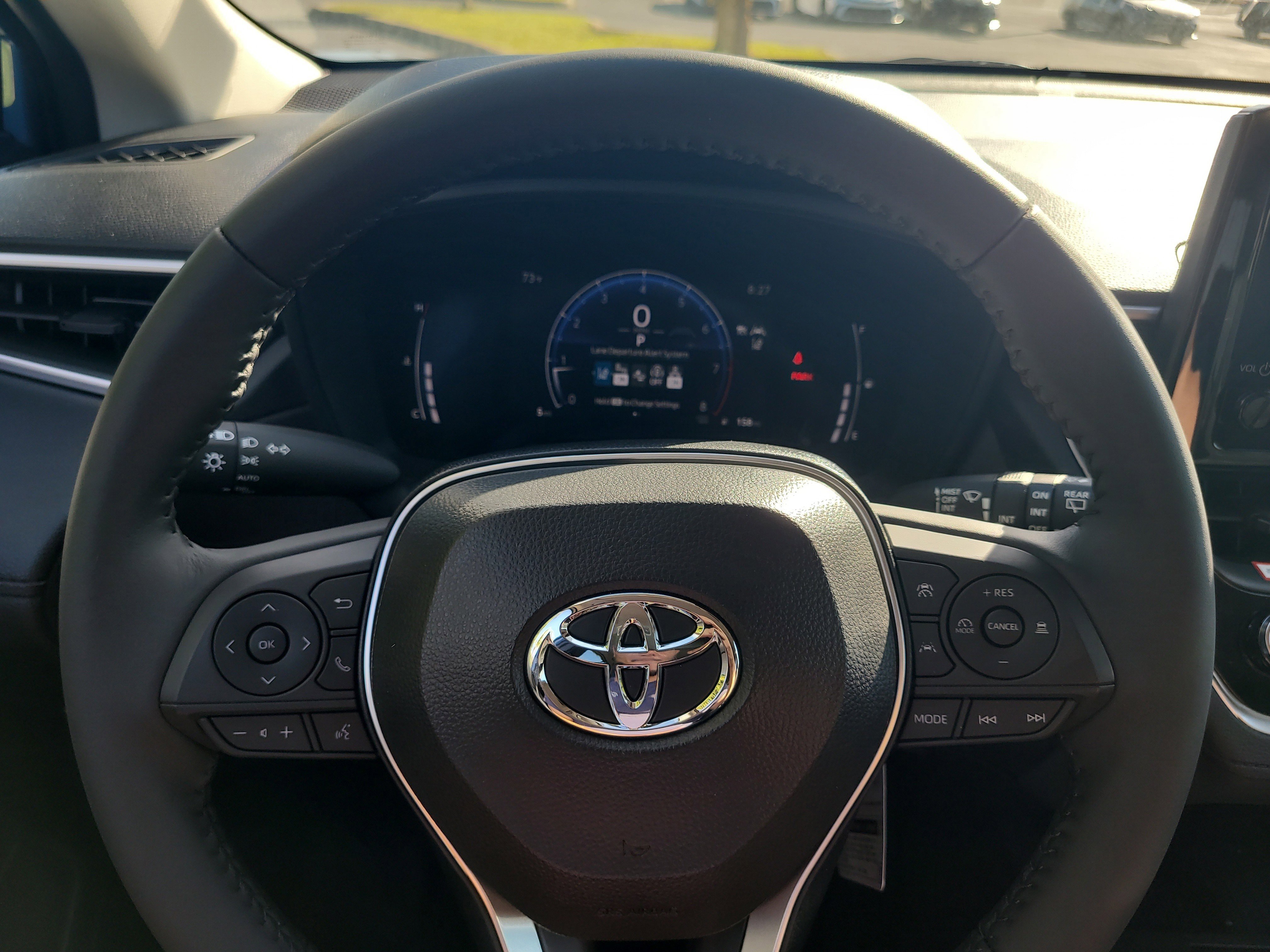 Certified 2026 Toyota Corolla Cross LE FWD image 28