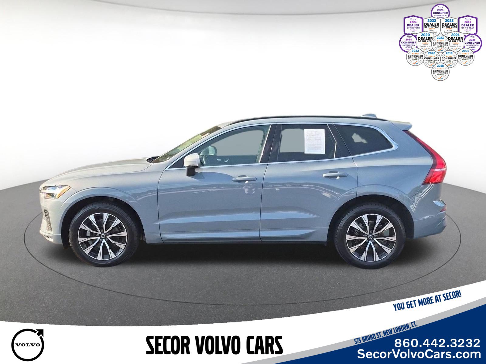 Used 2023 Volvo XC60 B5 Core w/ Climate Package AWD/4WD image 9