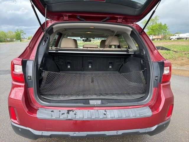 Used 2017 Subaru Outback 2.5i Limited image 5