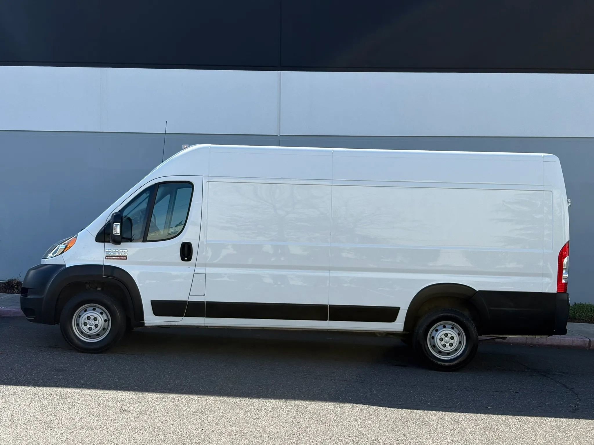 Used 2020 RAM ProMaster 3500 FWD image 3