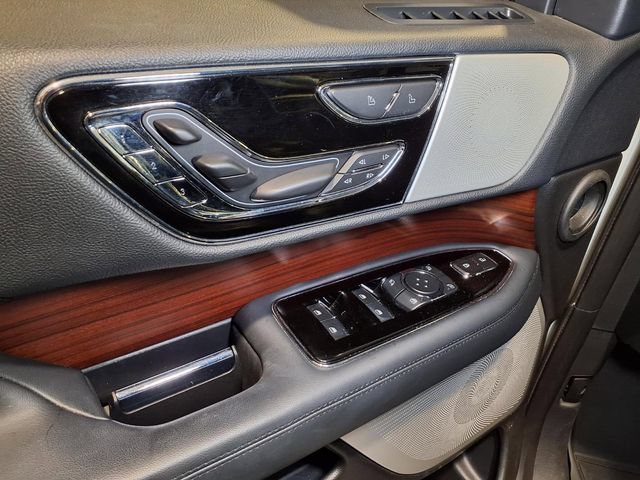 Used 2023 Lincoln Navigator Reserve AWD/4WD image 18