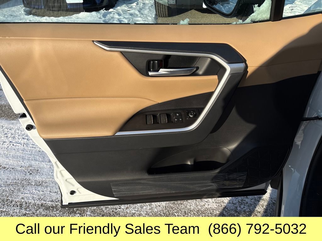 New 2025 Toyota RAV4 XLE w/ Convenience Package image 10