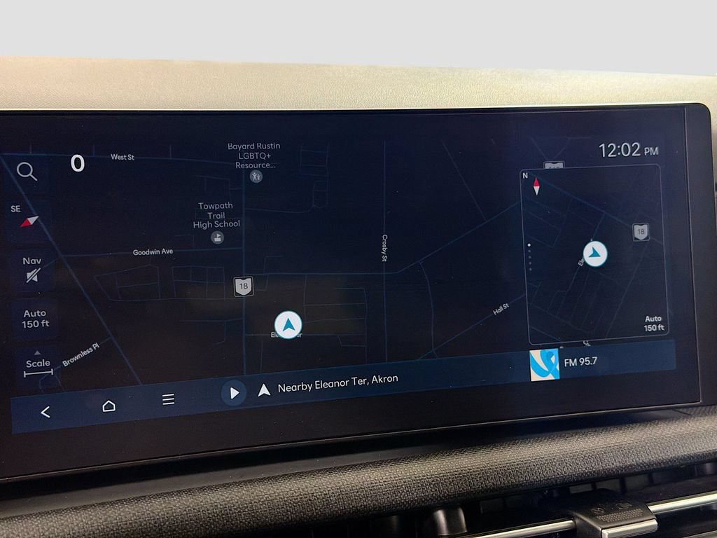 Used 2025 Hyundai Tucson SEL FWD image 15