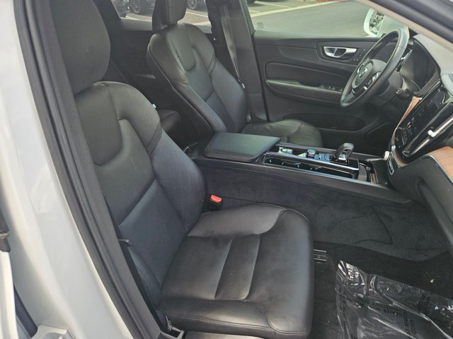 Used 2023 Volvo XC60 T8 Plus w/ Protection Package AWD/4WD image 20