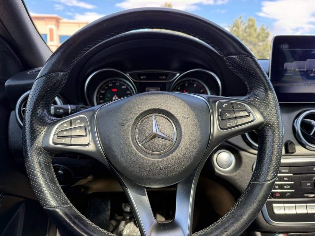 Used 2019 Mercedes-Benz GLA 250 4MATIC image 25