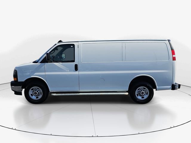 Used 2024 GMC Savana 2500 w/ Driver Convenience Package image 6