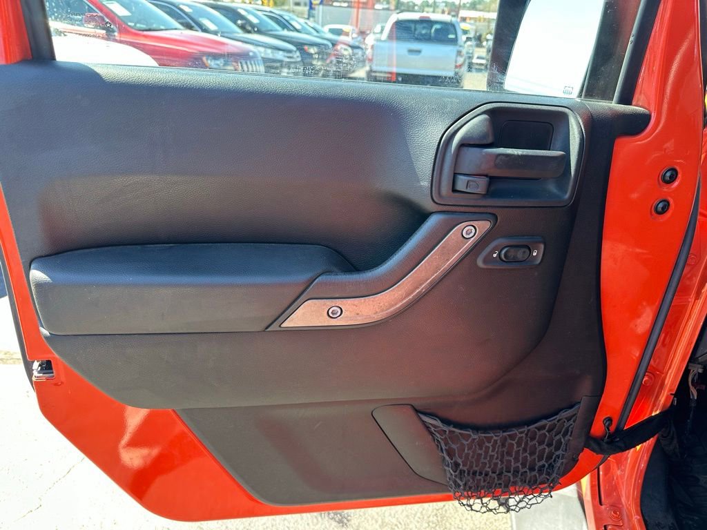 Used 2015 Jeep Wrangler Unlimited Sport w/ Quick Order Package 24S AWD/4WD image 22