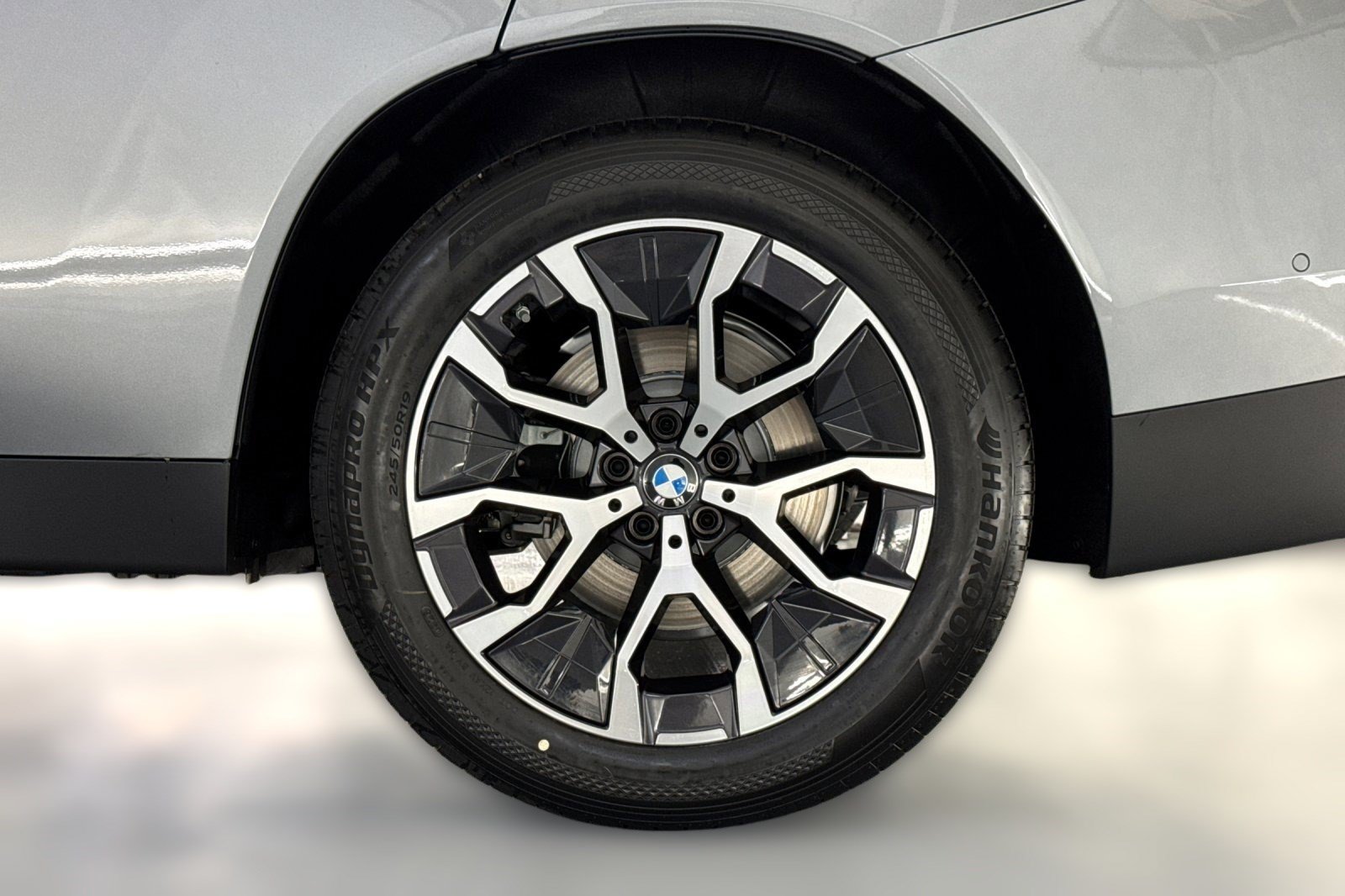 Used 2026 BMW X3 xDrive30i w/ Premium Package AWD/4WD image 11