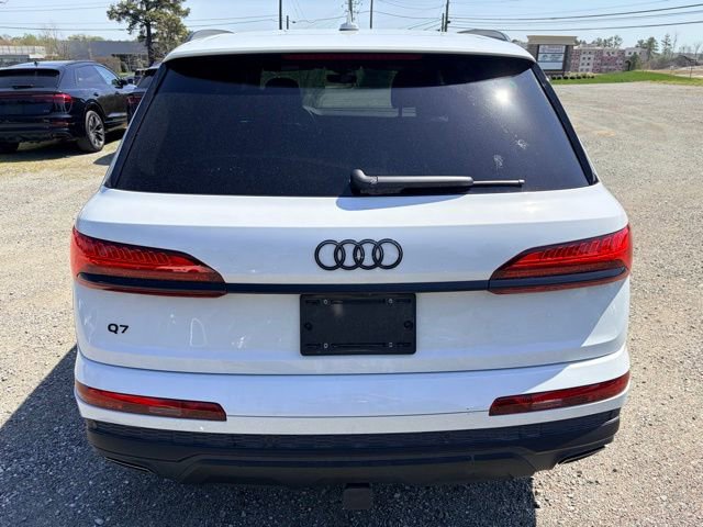 Certified 2025 Audi Q7 3.0T Prestige w/ Prestige Package AWD/4WD image 4
