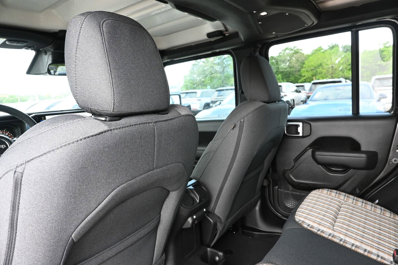 New 2026 Jeep Wrangler Unlimited Sport image 27