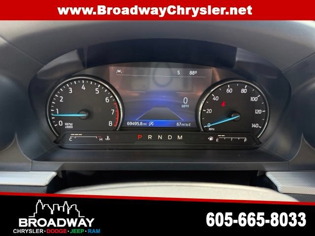 Used 2020 Ford Explorer XLT w/ Equipment Group 202A AWD/4WD image 18