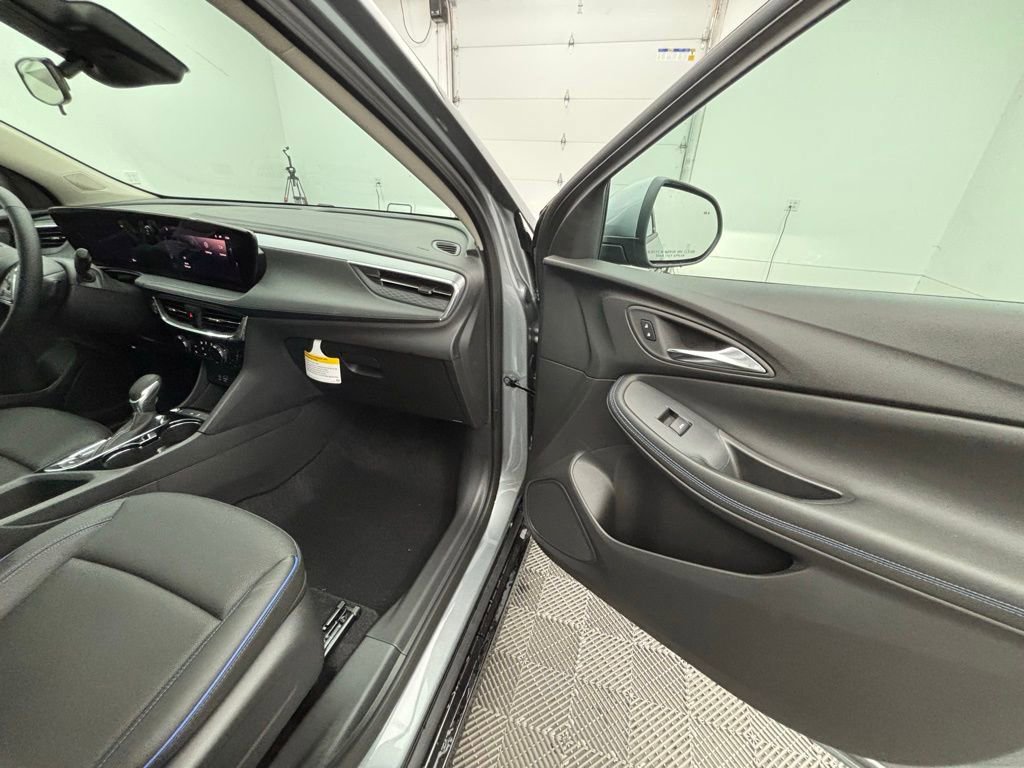 New 2026 Buick Encore GX Sport Touring w/ Advanced Technology Package image 32