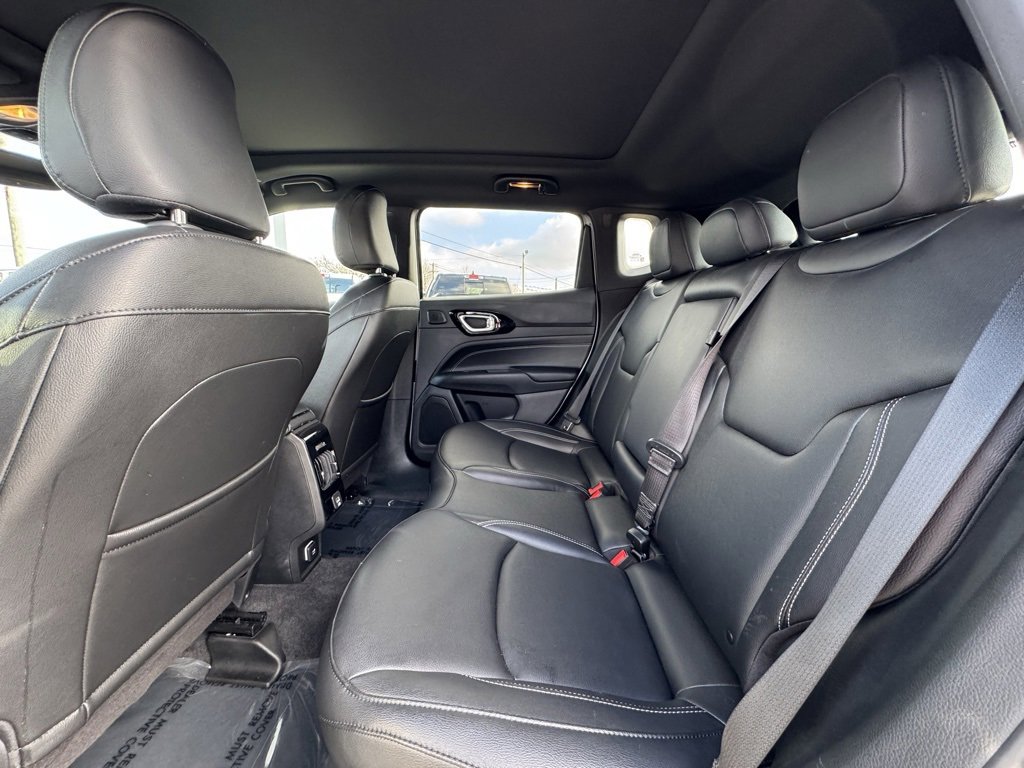 Used 2024 Jeep Compass Limited w/ High Altitude Package image 10