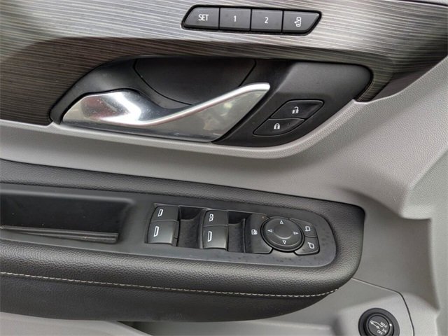 Used 2022 GMC Terrain SLT image 28