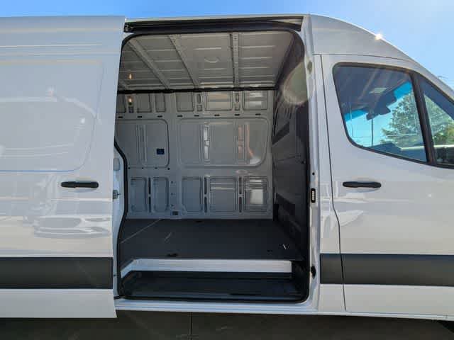Used 2026 Mercedes-Benz Sprinter 2500 image 17