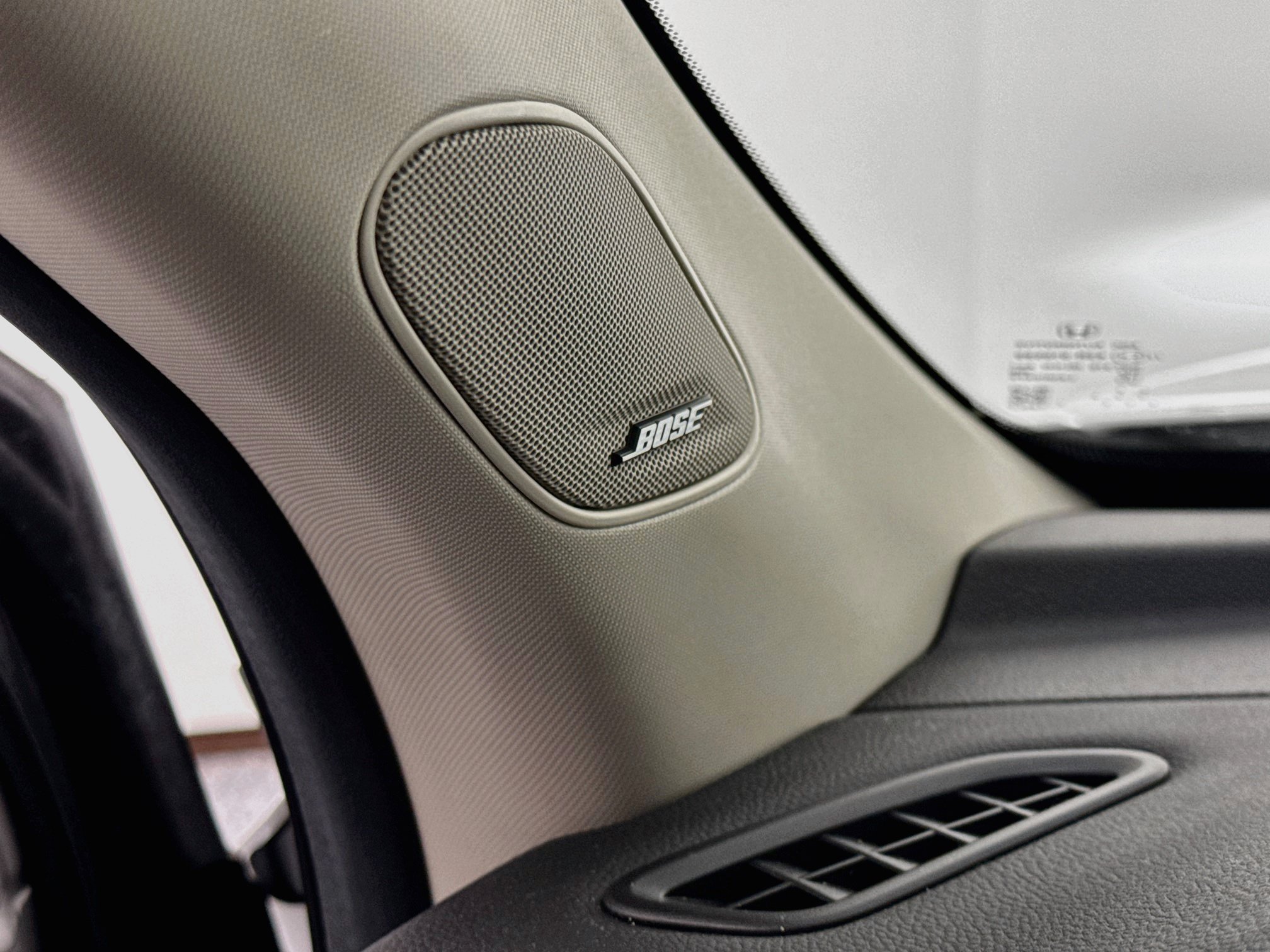 Certified 2023 Honda Pilot Elite image 19