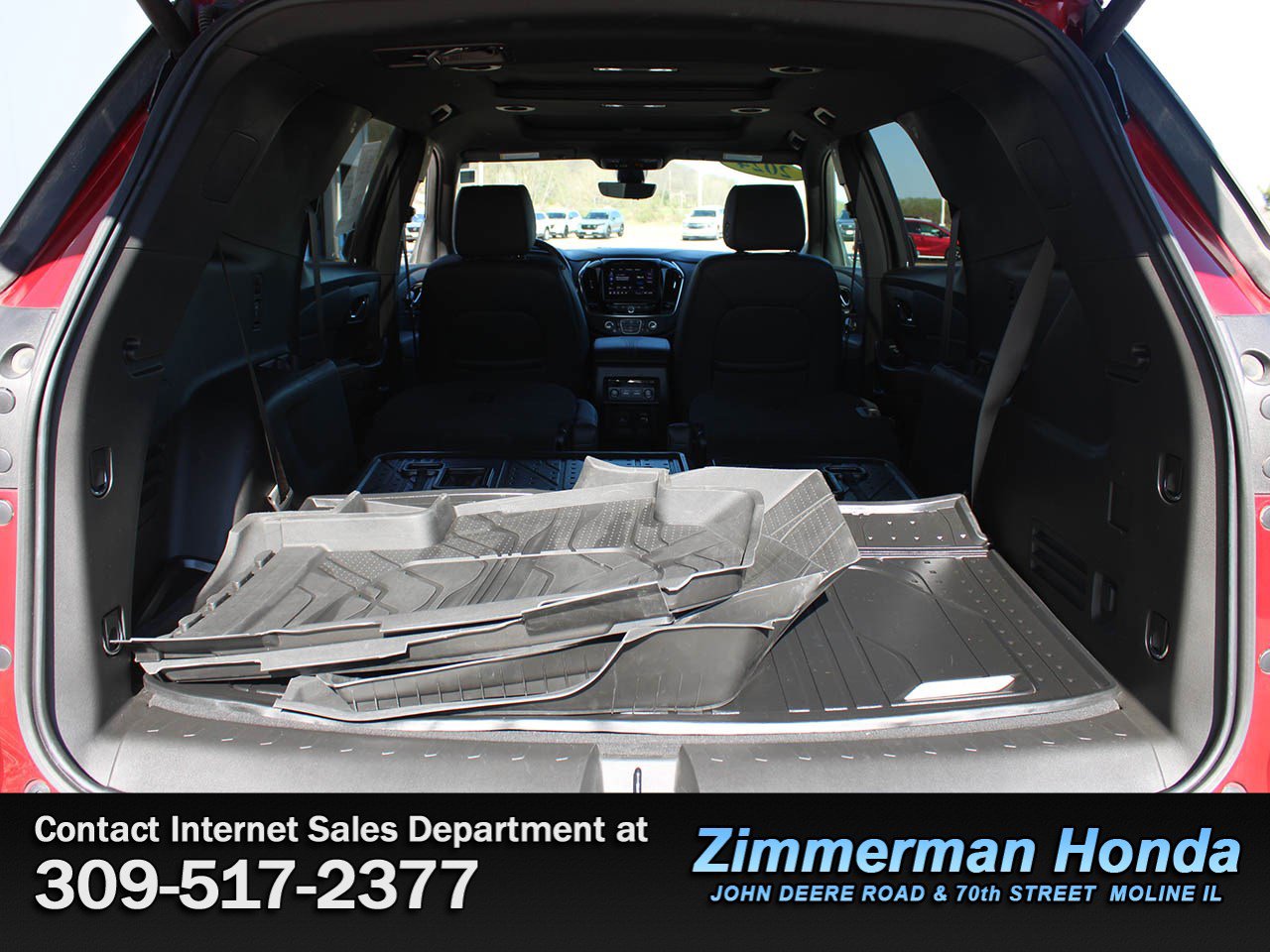 Used 2024 Chevrolet Traverse RS AWD/4WD image 7