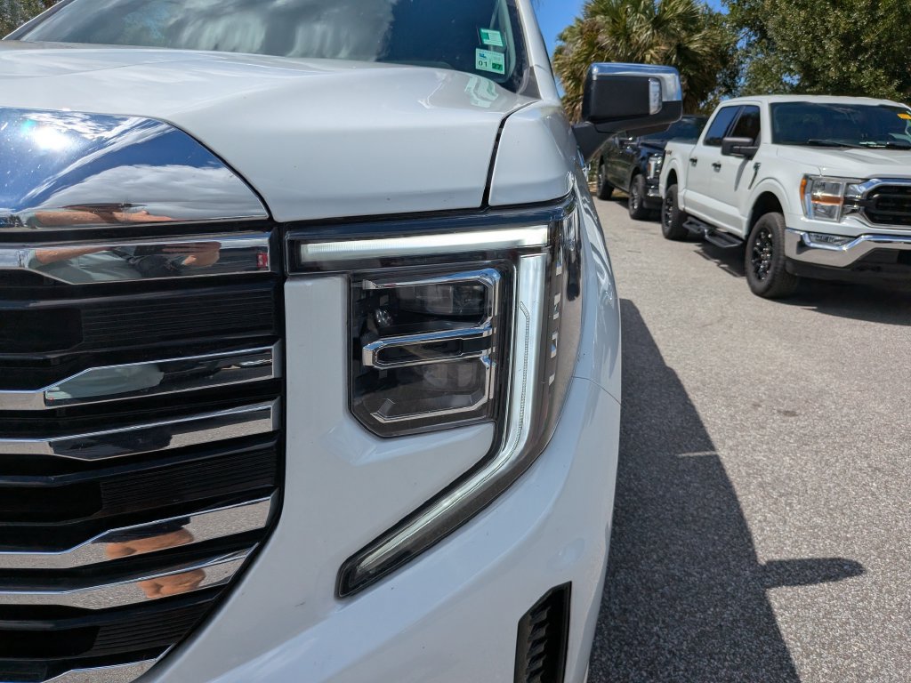 Used 2025 GMC Sierra 1500 SLT w/ SLT Premium Plus Package AWD/4WD image 12