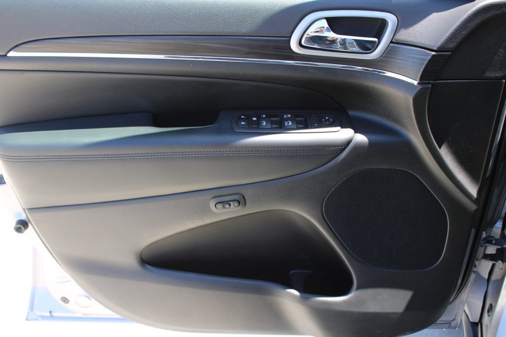 Used 2021 Jeep Grand Cherokee Limited RWD image 33