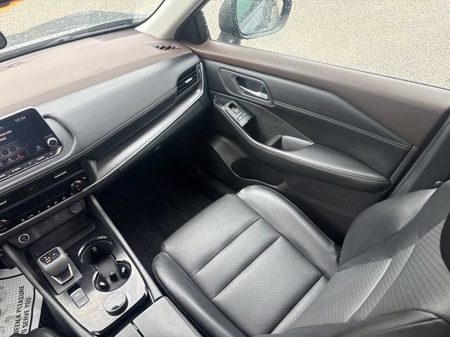 Used 2023 Nissan Rogue SV w/ SV Premium B Package AWD/4WD image 27