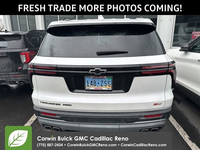 Used 2024 Chevrolet Traverse Z71 w/ Enhanced Driving Package AWD/4WD image 5