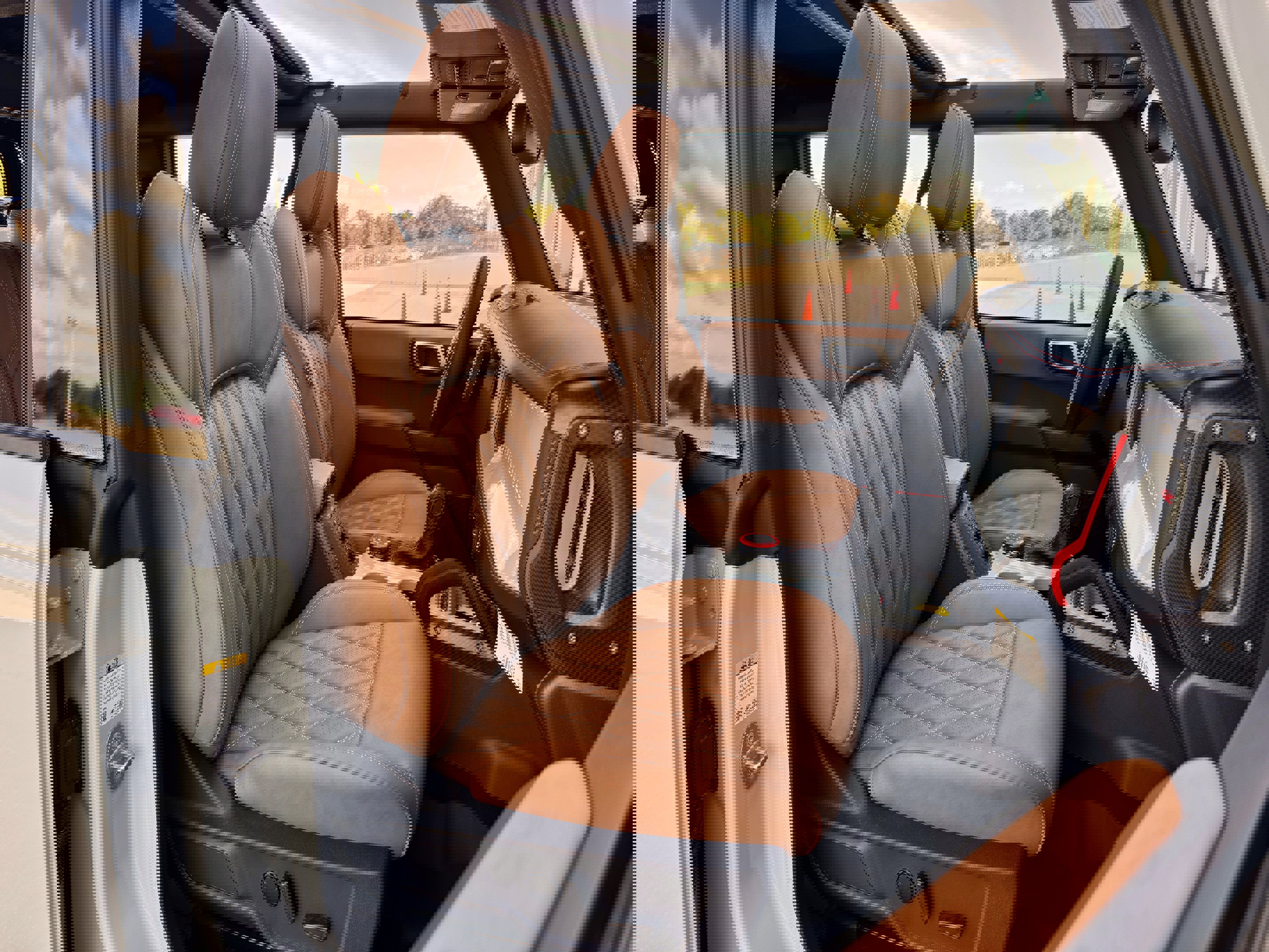 Used 2024 Ford Bronco Raptor w/ Interior Carbon Fiber Pack 6 image 17