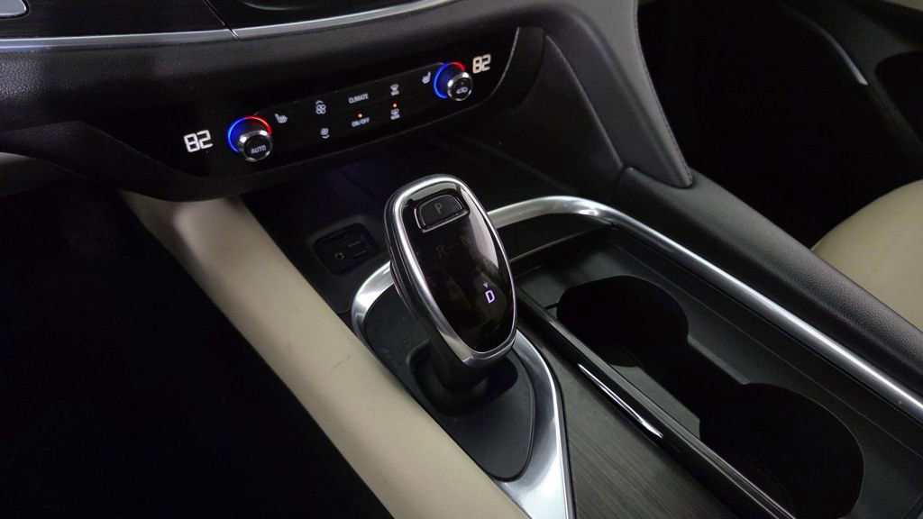 Used 2021 Buick Enclave Essence w/ LPO, Floor Liner Package image 25