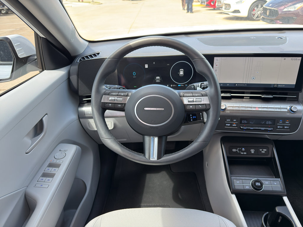 Used 2024 Hyundai Kona SEL FWD image 12