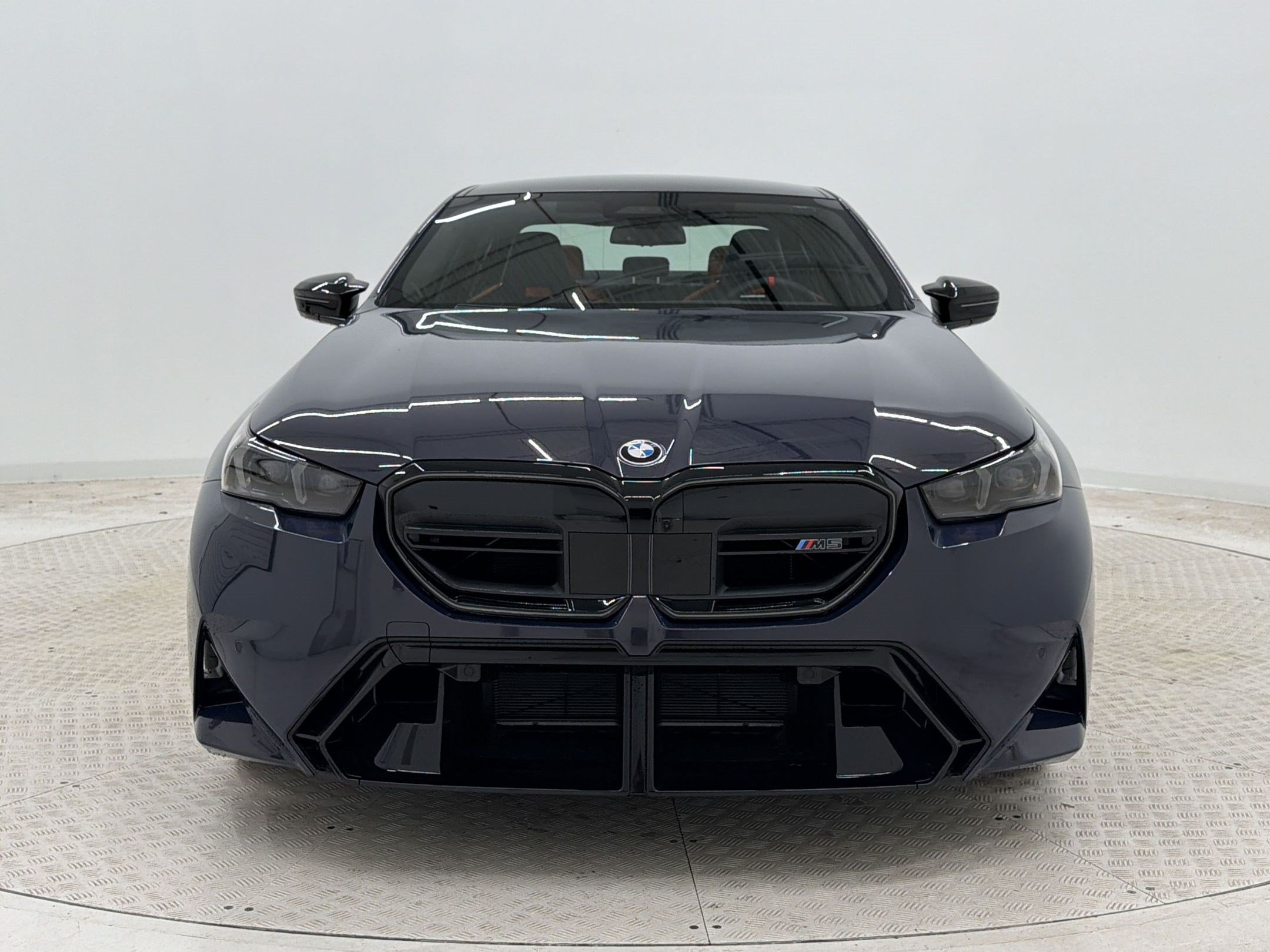 New 2027 BMW M5 w/ Executive Package AWD/4WD image 6