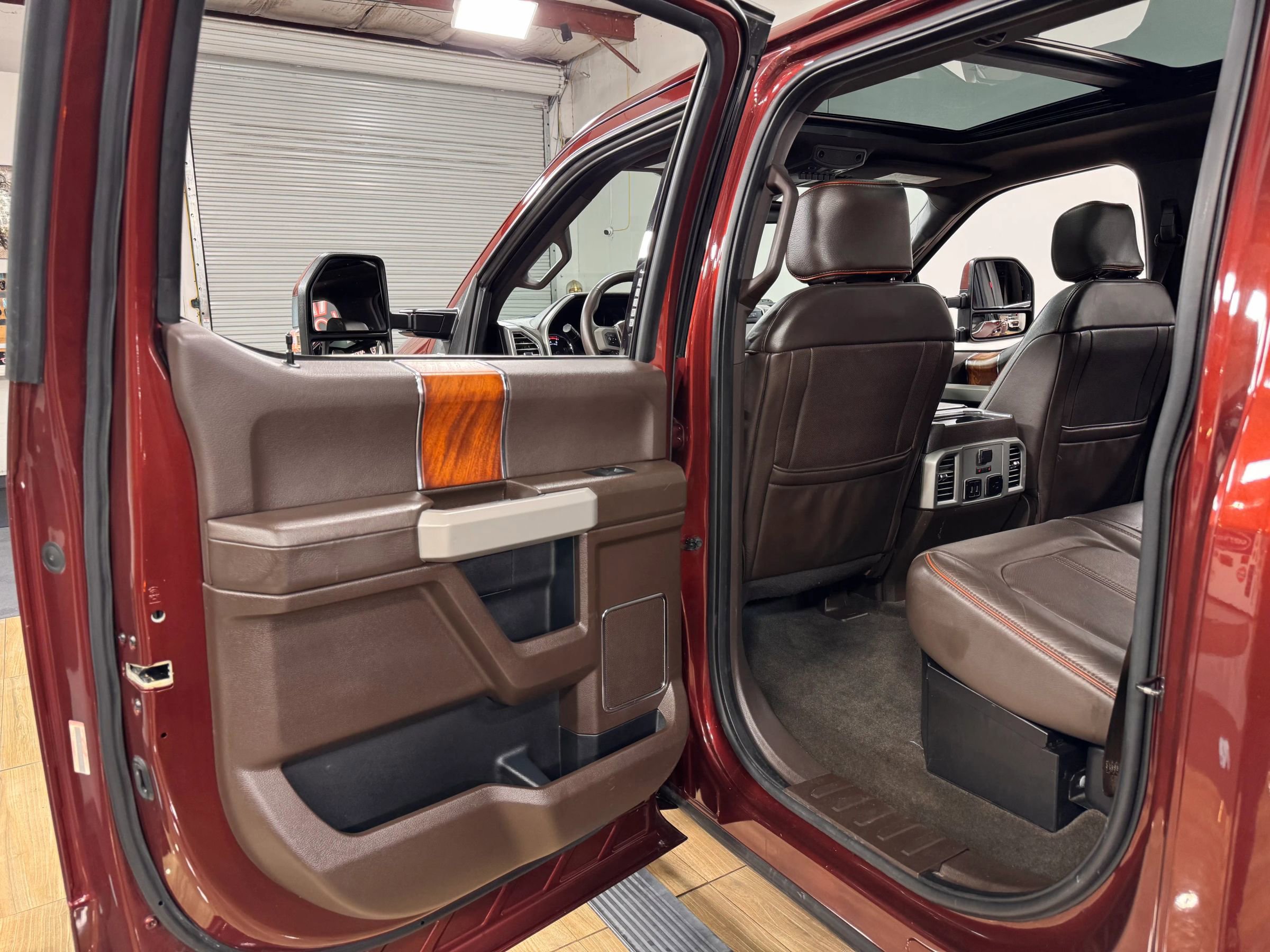 Used 2017 Ford F350 King Ranch w/ King Ranch Ultimate Package image 14