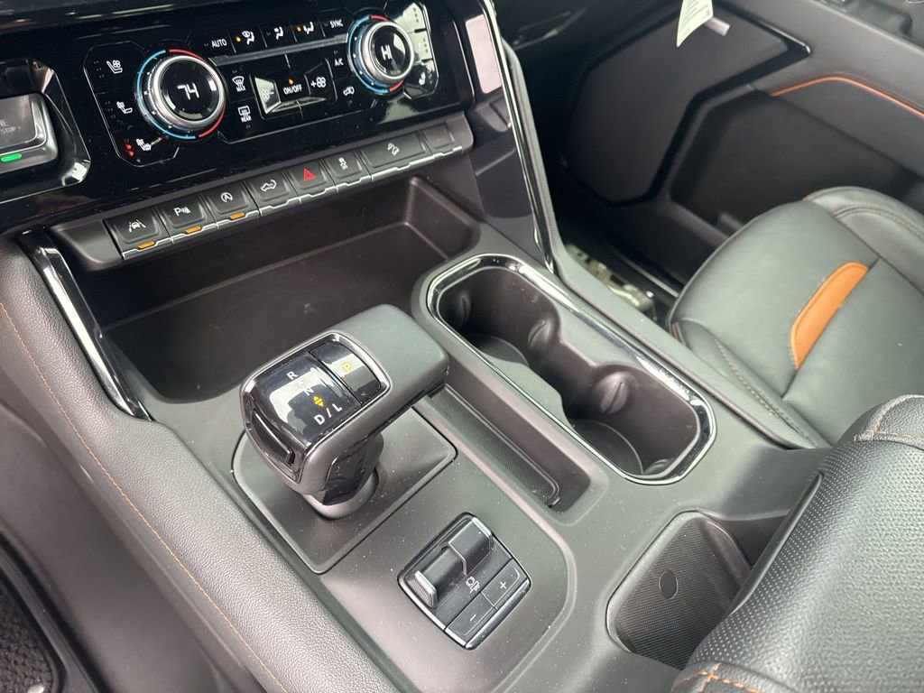 Certified 2023 GMC Sierra 1500 AT4 w/ AT4 Preferred Package image 21