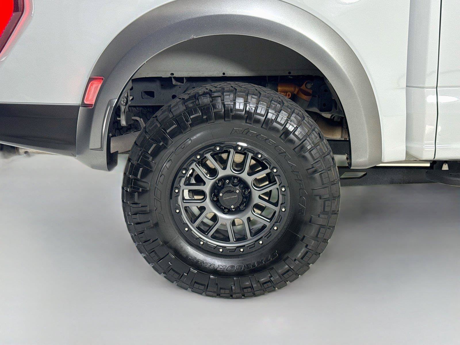 Used 2023 Ford F150 Raptor AWD/4WD image 40