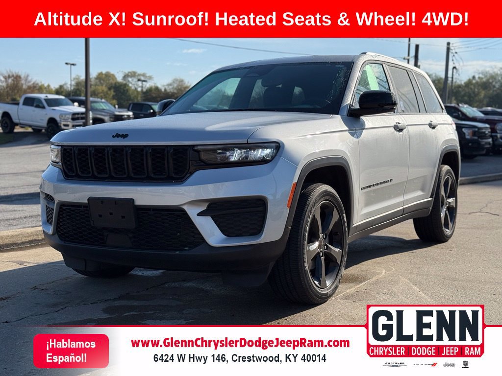 Used 2023 Jeep Grand Cherokee Altitude AWD/4WD image 1