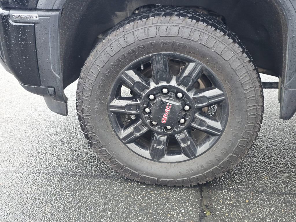 Used 2024 GMC Sierra 2500 AT4 w/ AT4 Premium Plus Package AWD/4WD image 10