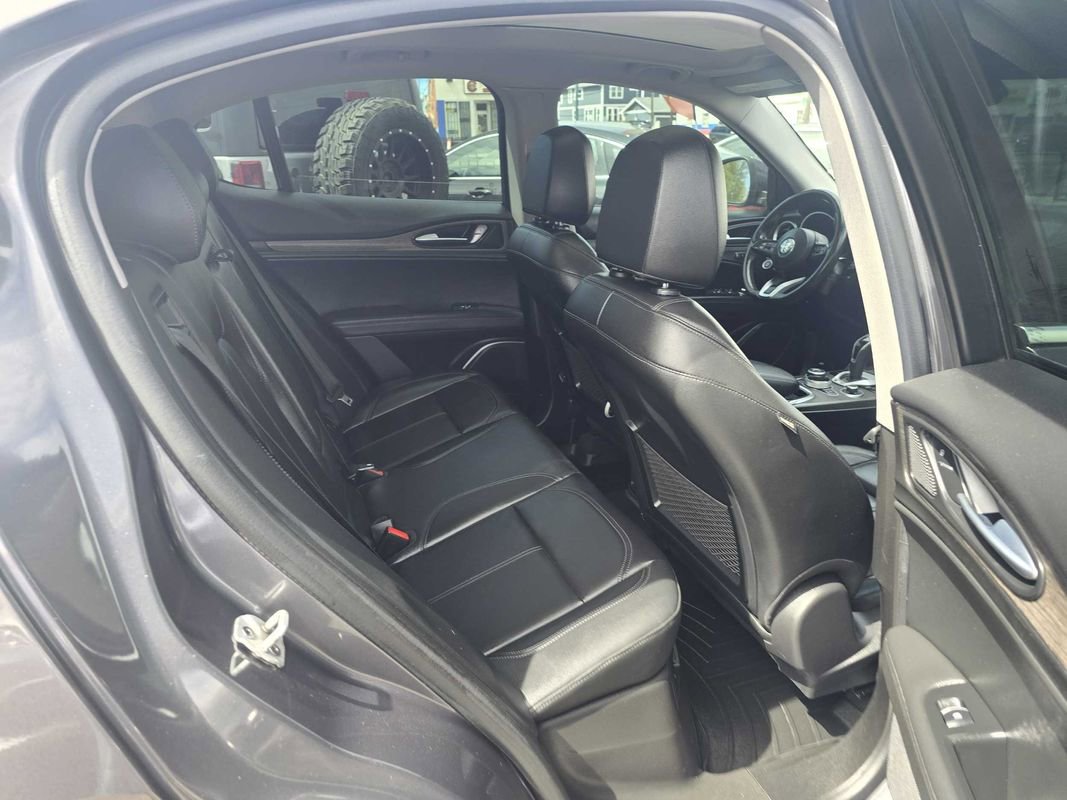 Used 2021 Alfa Romeo Stelvio Ti w/ Active Assist 2 Package TI image 39