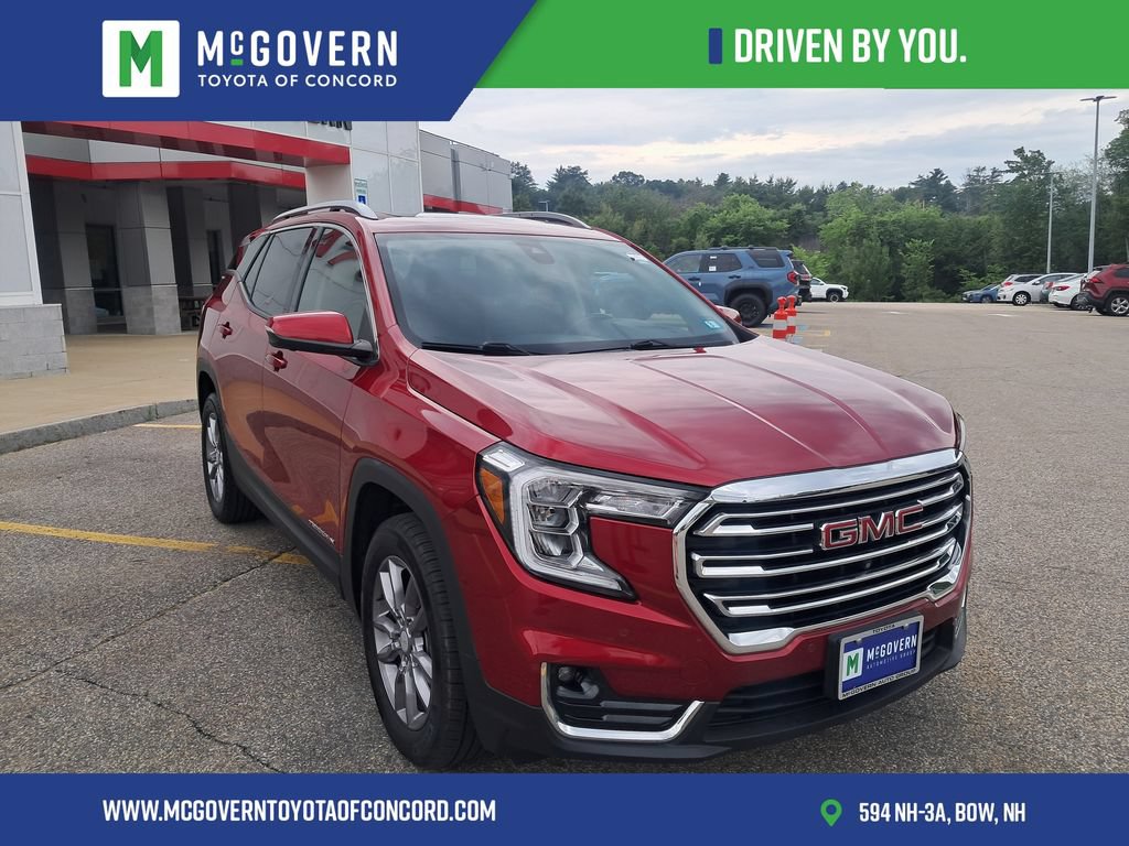 Used 2024 GMC Terrain SLT w/ Infotainment Package II AWD/4WD image 11