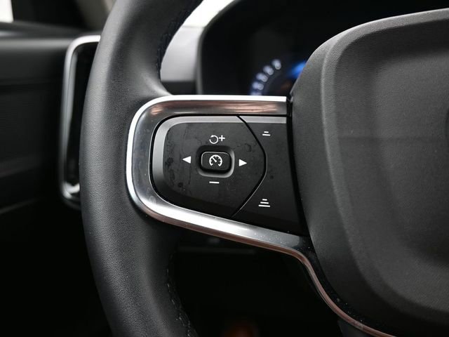 Used 2023 Volvo XC40 B5 Plus w/ Driver Assist Package image 25