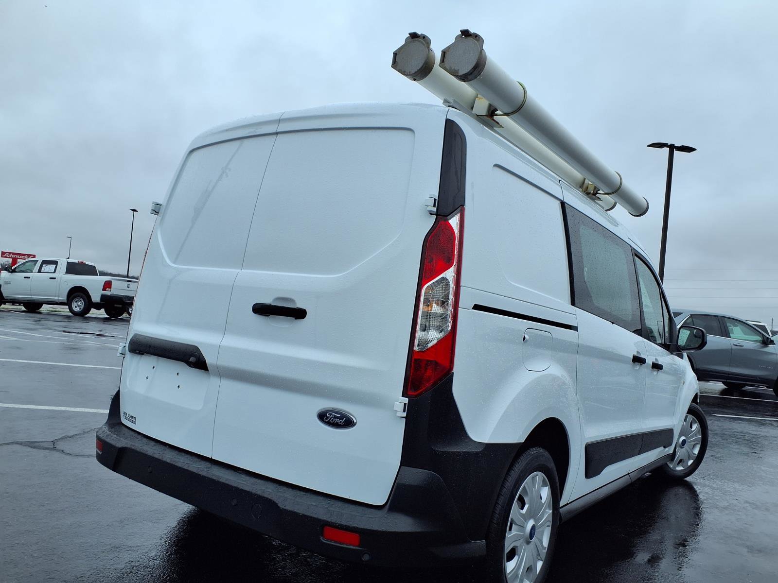Used 2023 Ford Transit Connect XL image 28