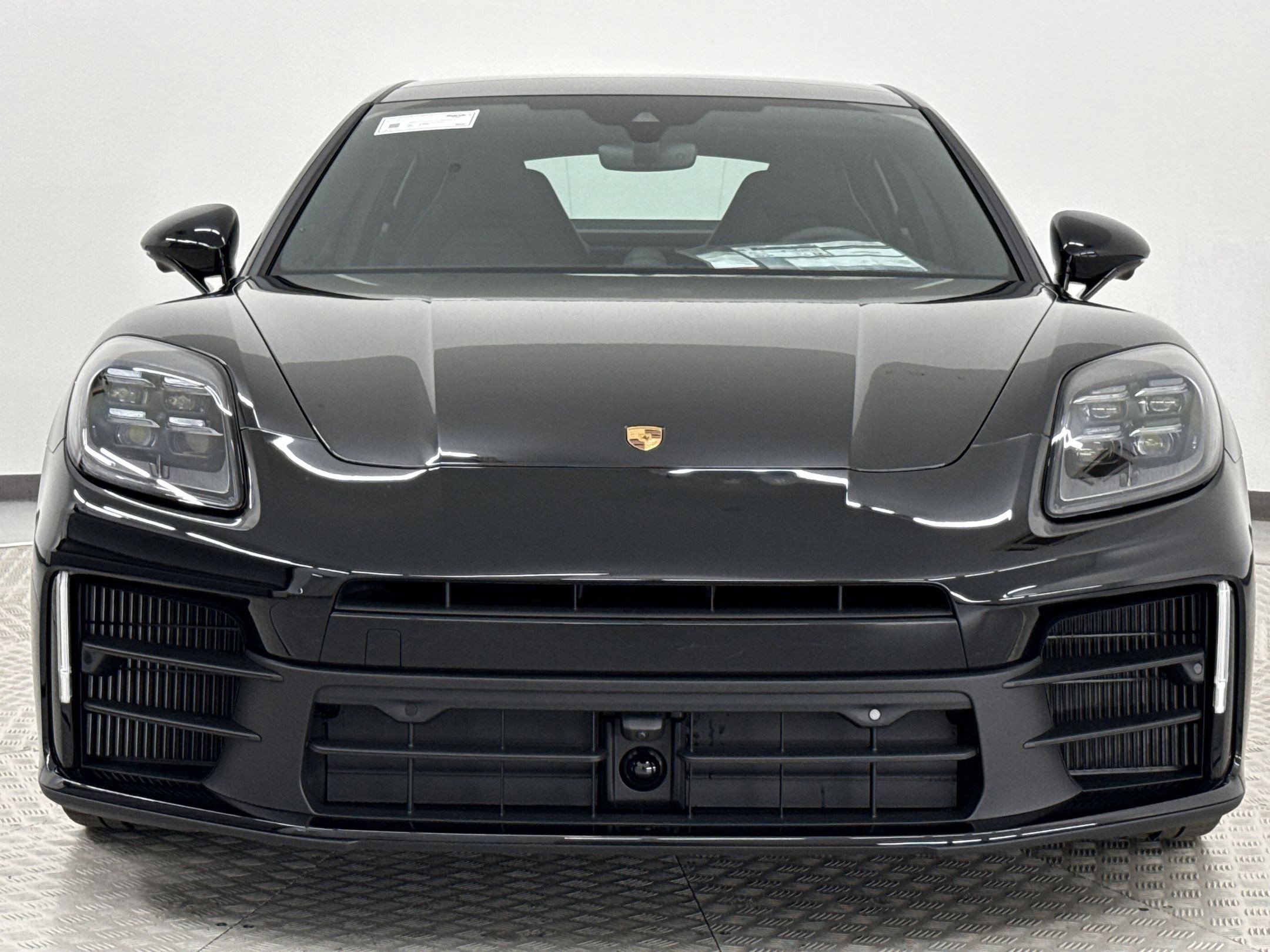 New 2025 Porsche Panamera 4 image 6