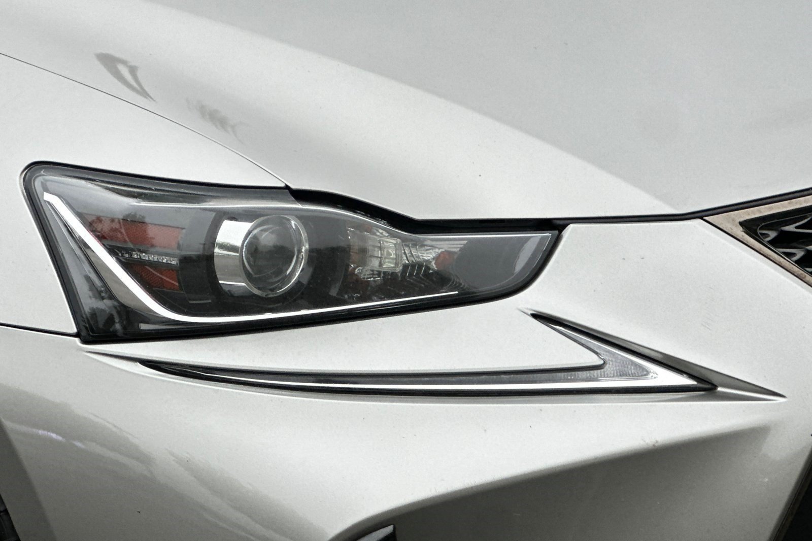 Used 2019 Lexus IS 350 F Sport w/ F Sport Package RWD image 10