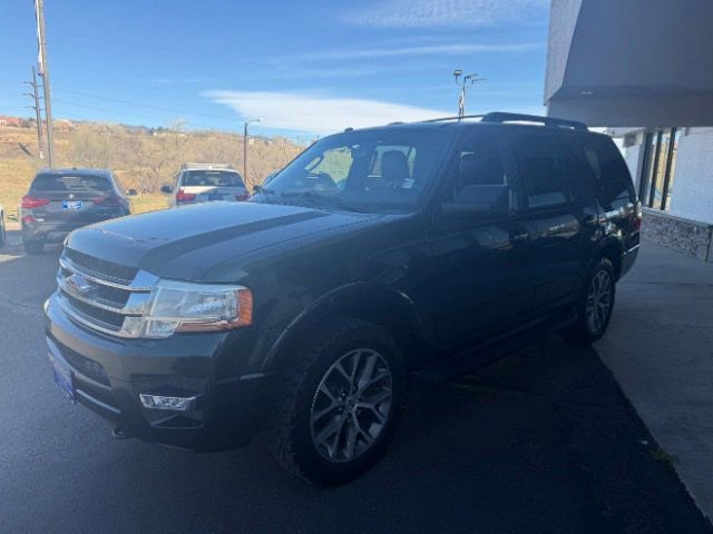 Used 2016 Ford Expedition XLT w/ Equipment Group 202A AWD/4WD image 6