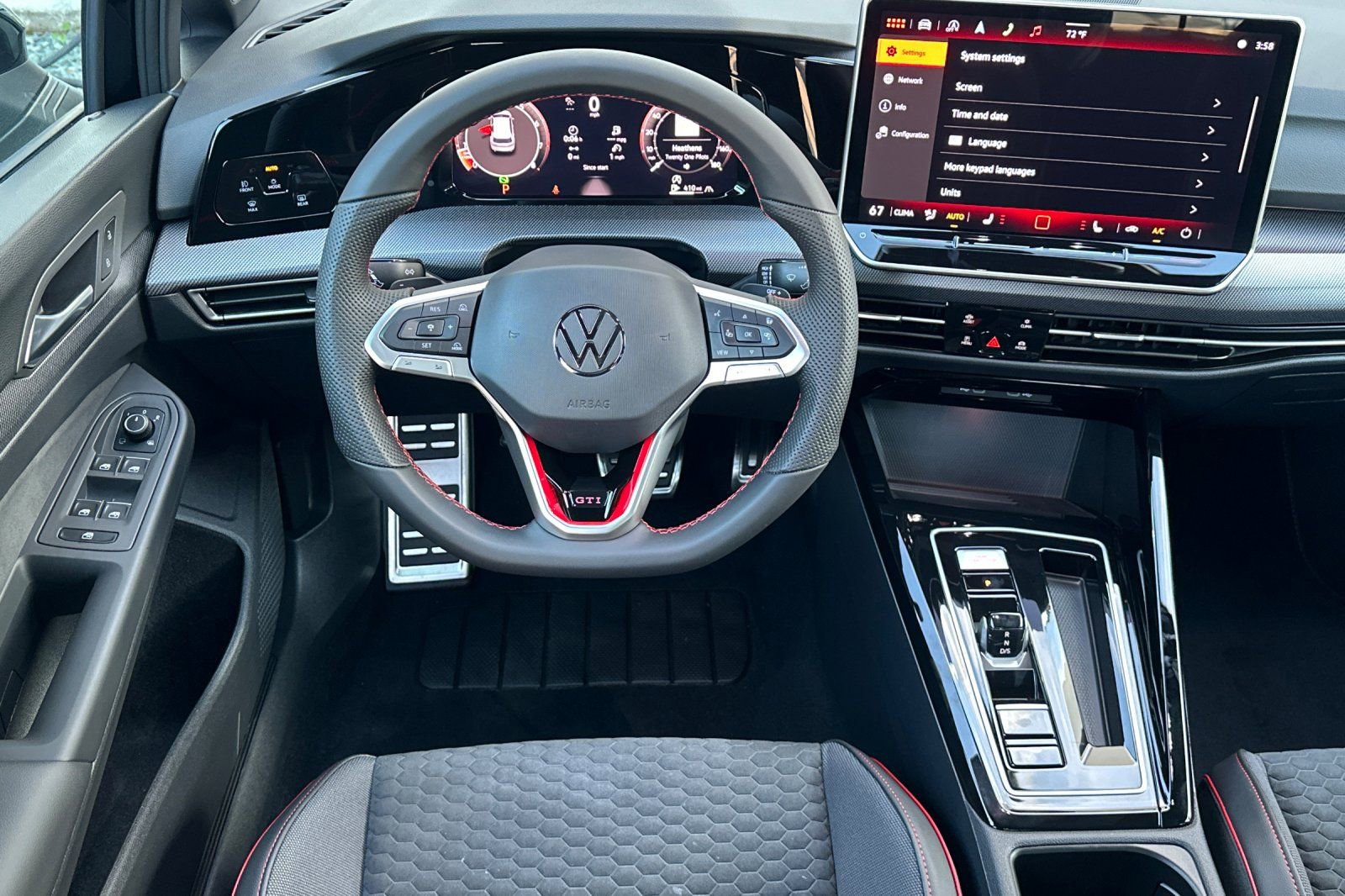 New 2026 Volkswagen GTI SE image 12
