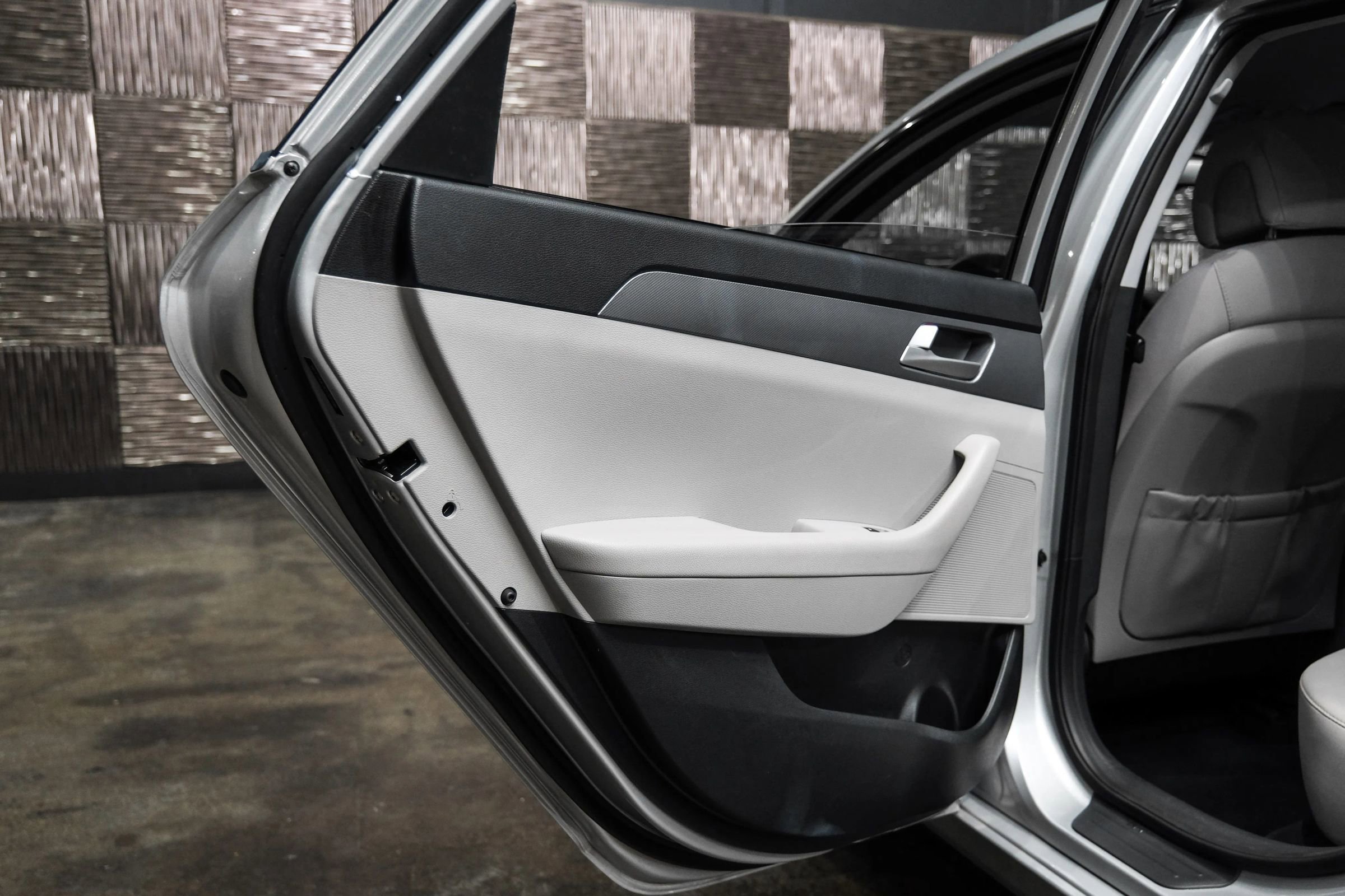 Used 2016 Hyundai Sonata SE image 49