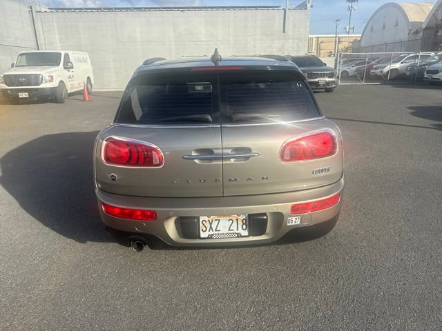 Used 2016 MINI Cooper Clubman FWD image 4