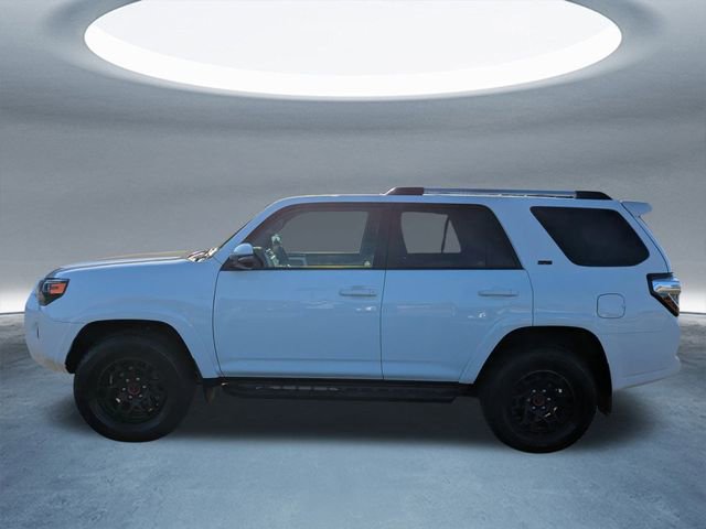 Used 2023 Toyota 4Runner SR5 Premium w/ Moonroof Package image 7