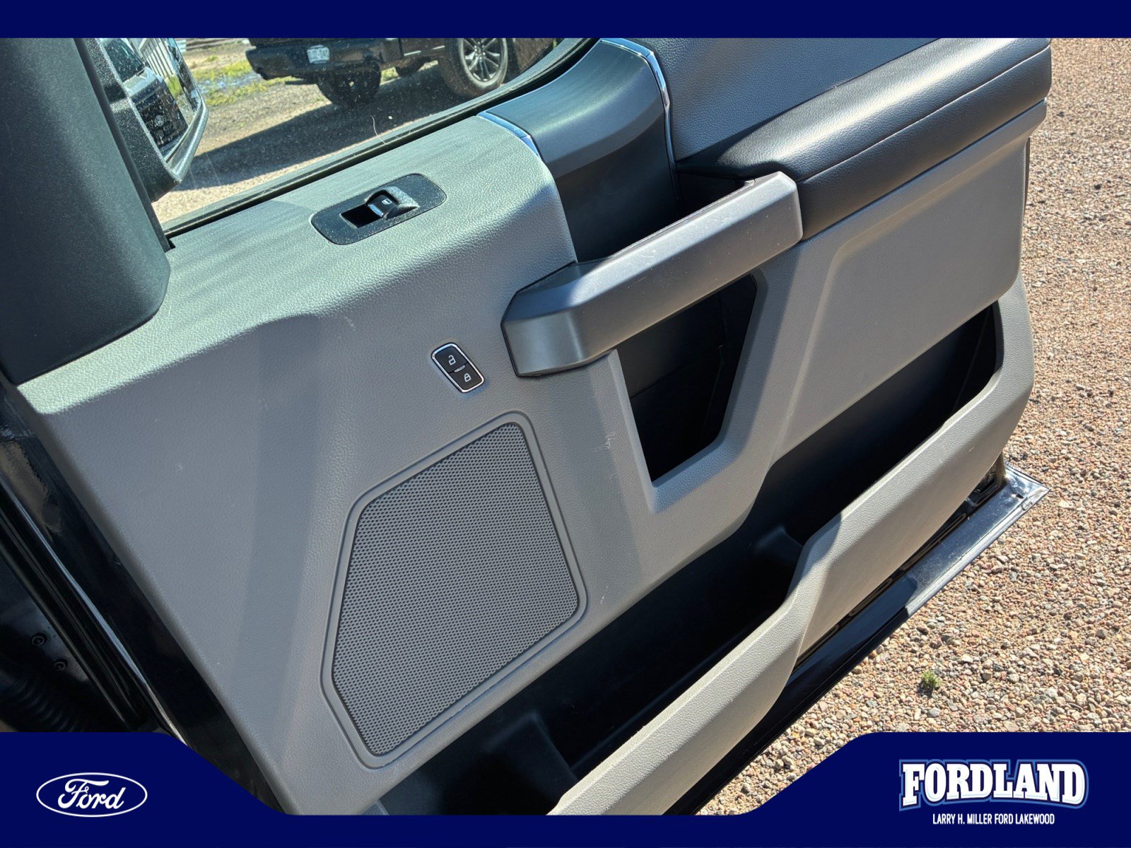 Used 2020 Ford F150 XLT w/ Equipment Group 302A Luxury AWD/4WD image 16