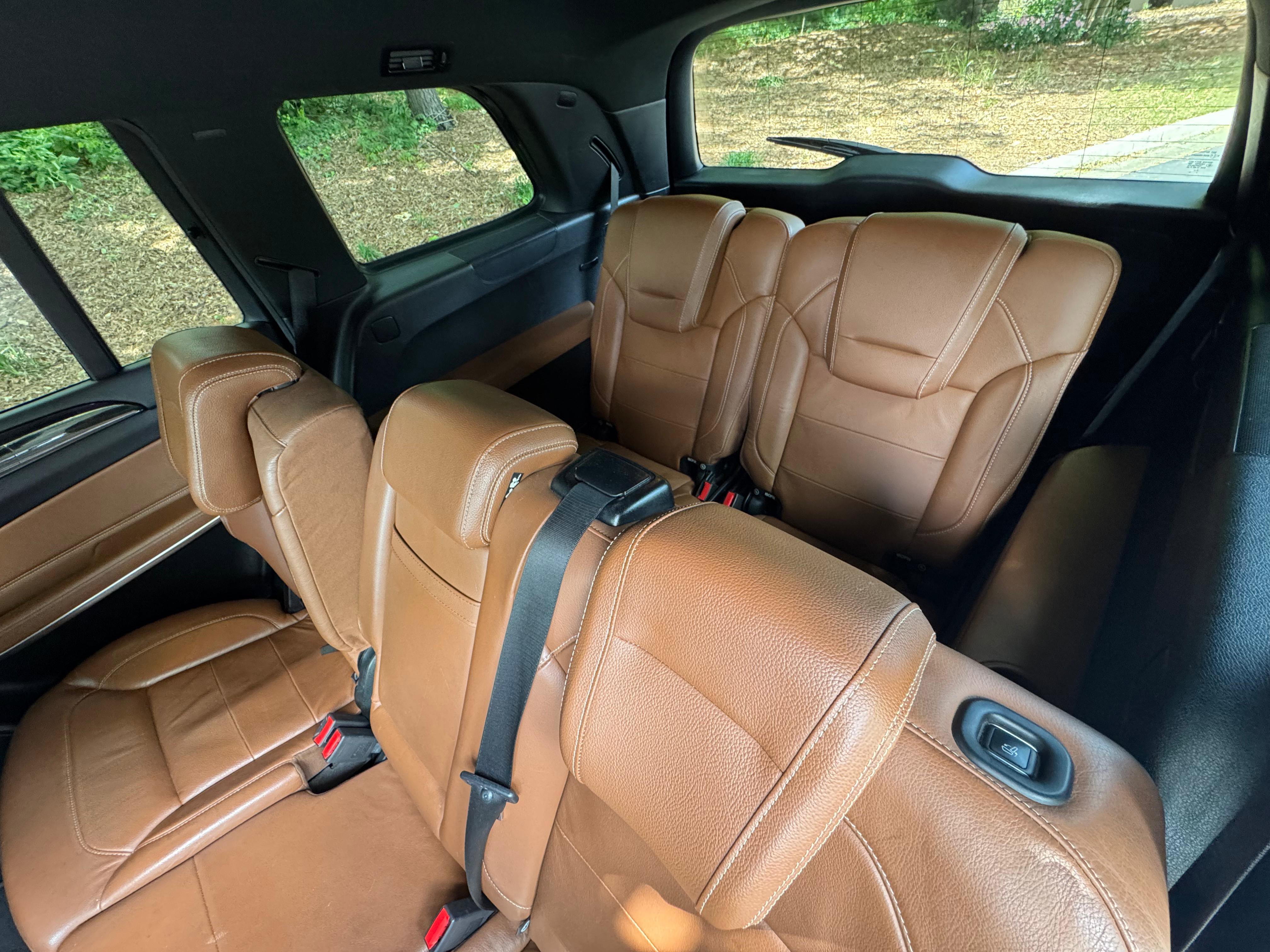 Used 2018 Mercedes-Benz GLS 550 4MATIC image 4