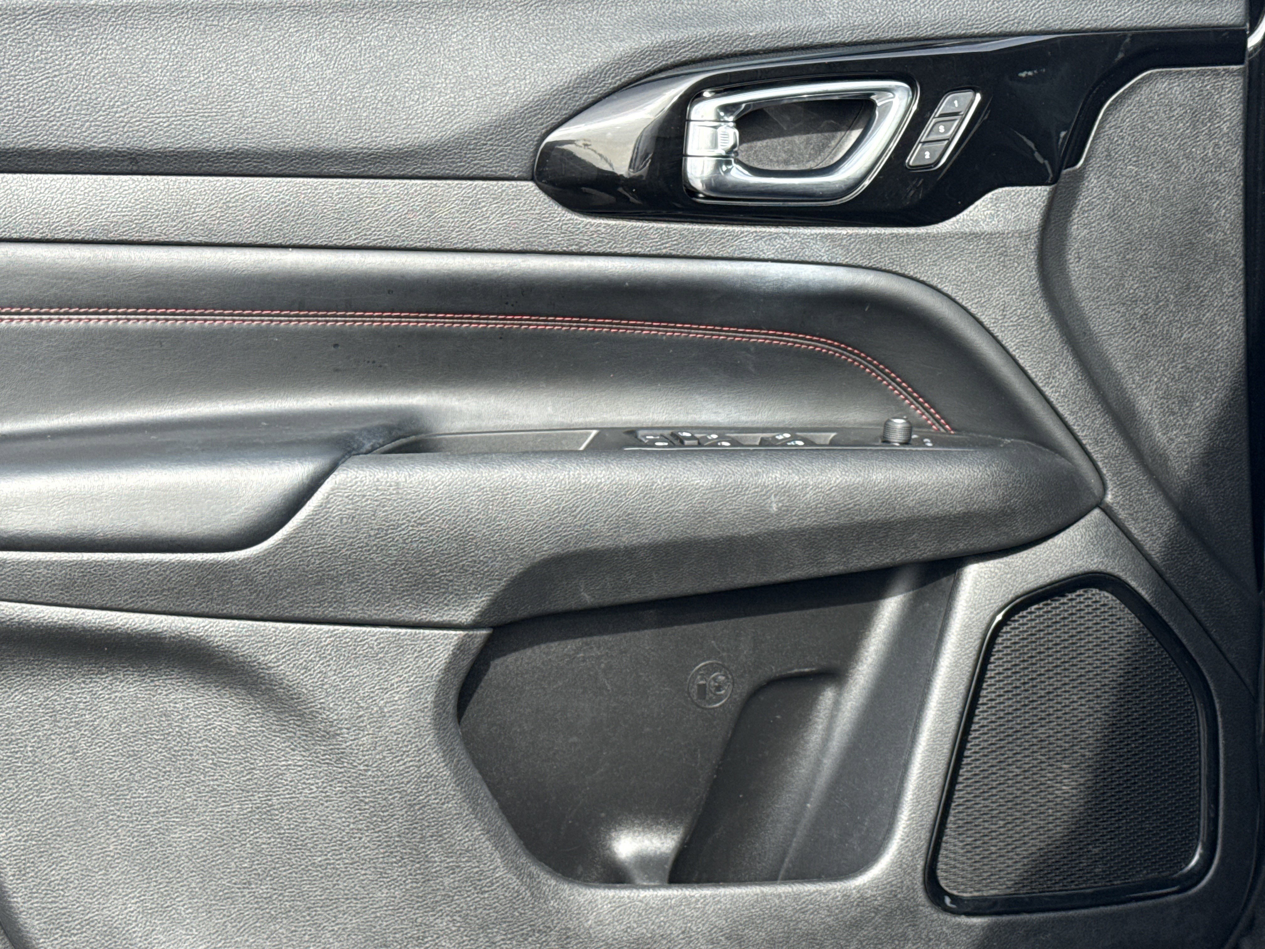 Used 2022 Jeep Compass Trailhawk w/ Trailhawk Elite Group image 13