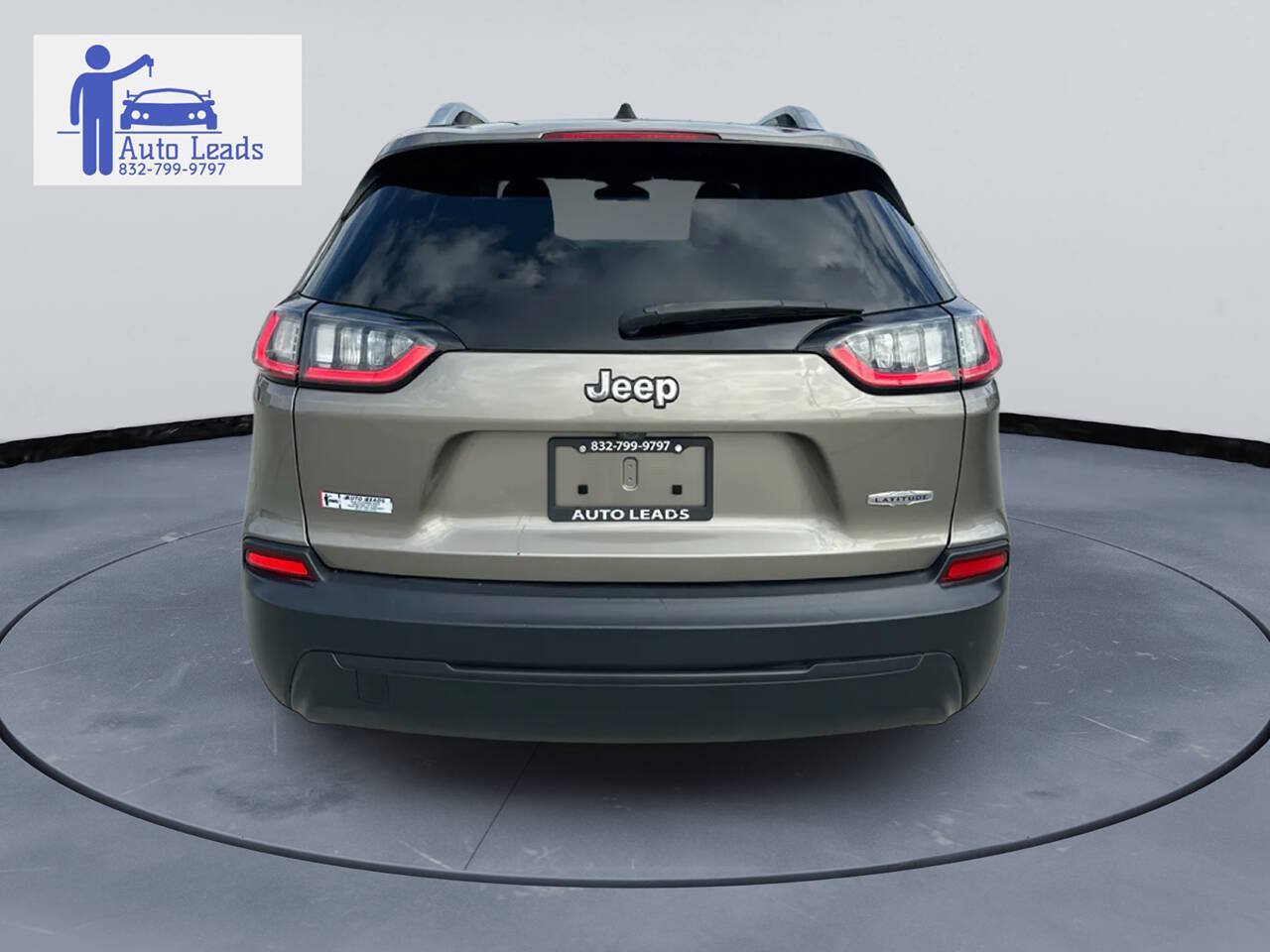 Used 2019 Jeep Cherokee Latitude w/ Popular Appearance Group FWD image 6