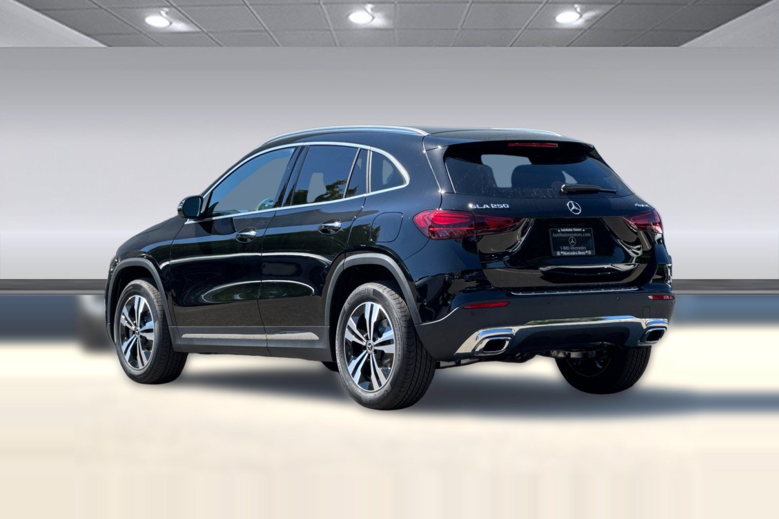 New 2026 Mercedes-Benz GLA 250 4MATIC image 3